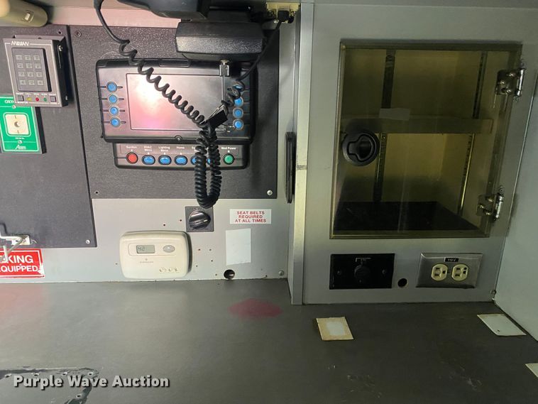 image for item DL7116 2017 Ford E450 Super Duty  ambulance