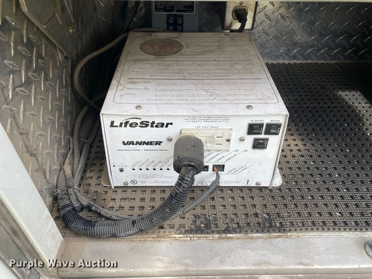 image for item DL7116 2017 Ford E450 Super Duty  ambulance