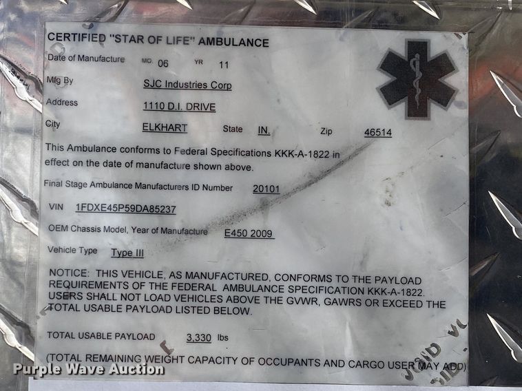 image for item DL7116 2017 Ford E450 Super Duty  ambulance