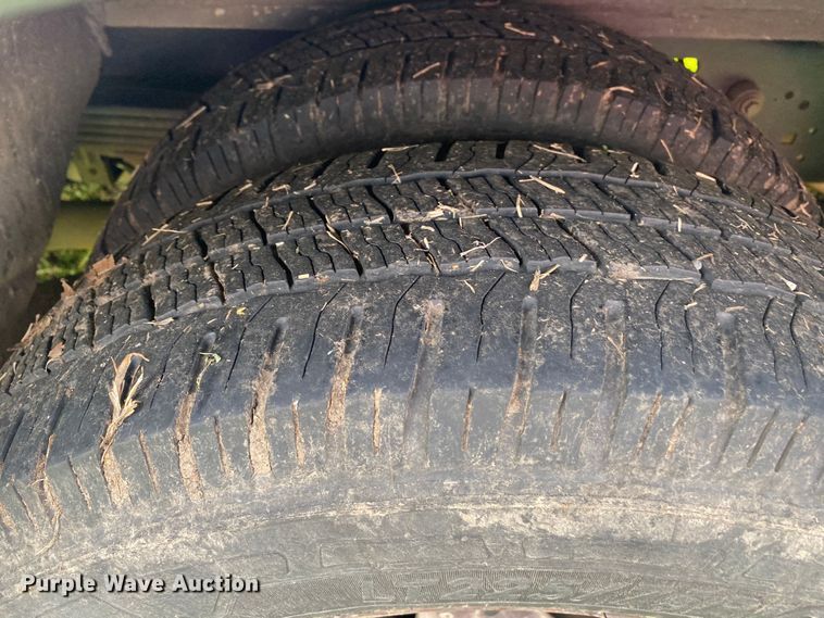 image for item DL7116 2017 Ford E450 Super Duty  ambulance