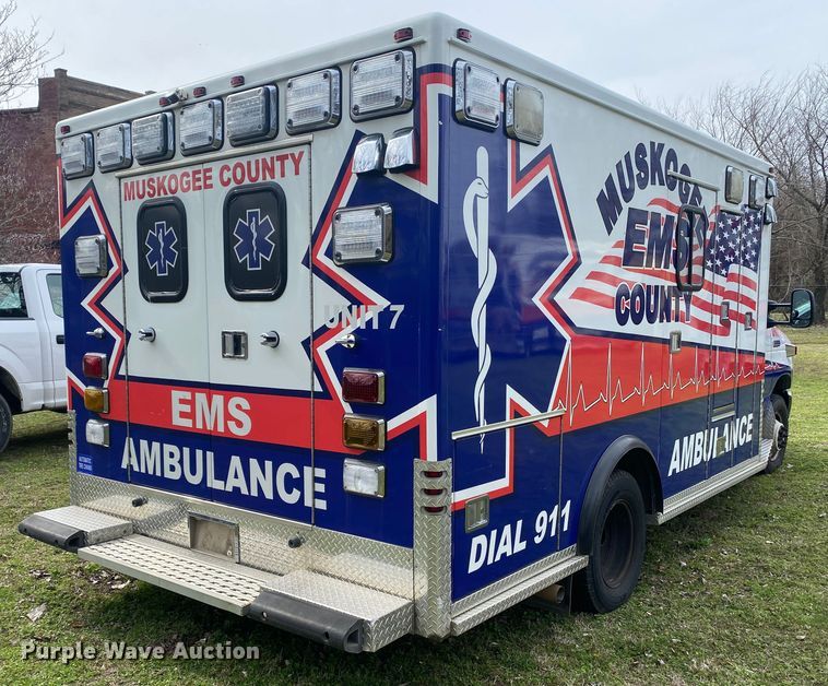 image for item DL7117 2017 Ford E450 Super Duty  ambulance
