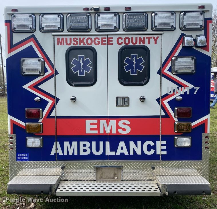 image for item DL7117 2017 Ford E450 Super Duty  ambulance