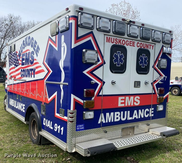 image for item DL7117 2017 Ford E450 Super Duty  ambulance
