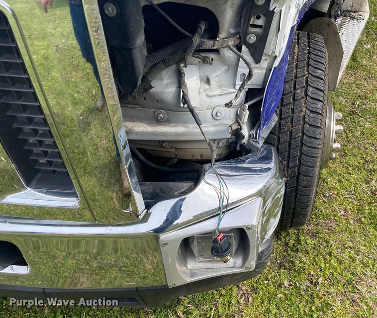 image for item DL7117 2017 Ford E450 Super Duty  ambulance