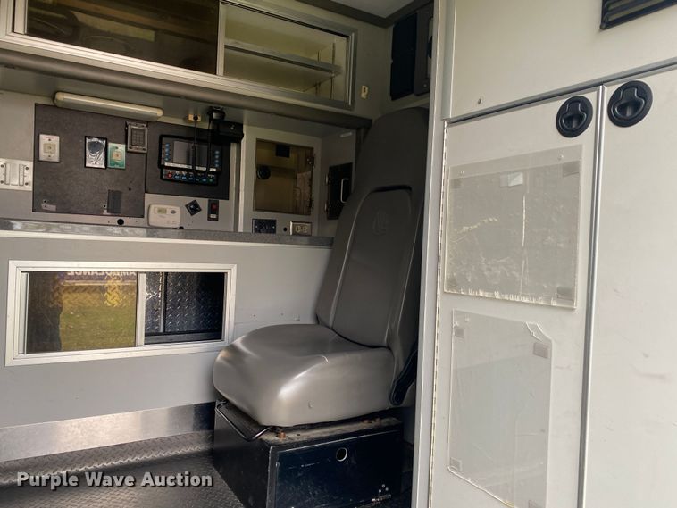 image for item DL7117 2017 Ford E450 Super Duty  ambulance