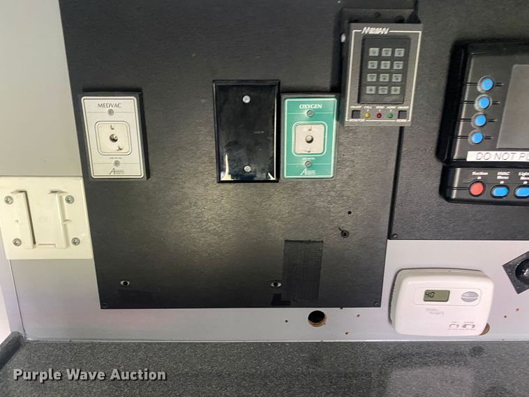 image for item DL7117 2017 Ford E450 Super Duty  ambulance