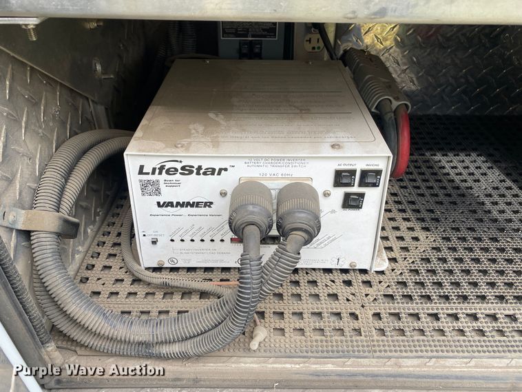 image for item DL7117 2017 Ford E450 Super Duty  ambulance