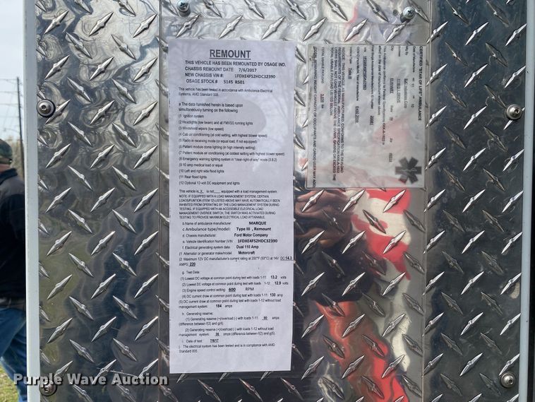 image for item DL7117 2017 Ford E450 Super Duty  ambulance