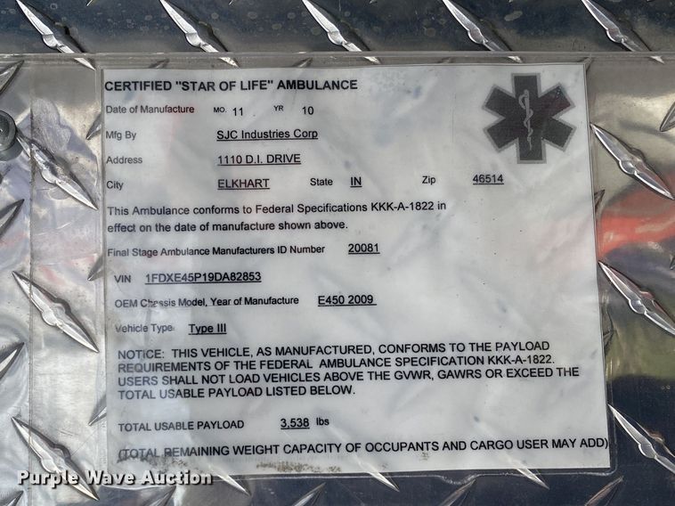 image for item DL7117 2017 Ford E450 Super Duty  ambulance