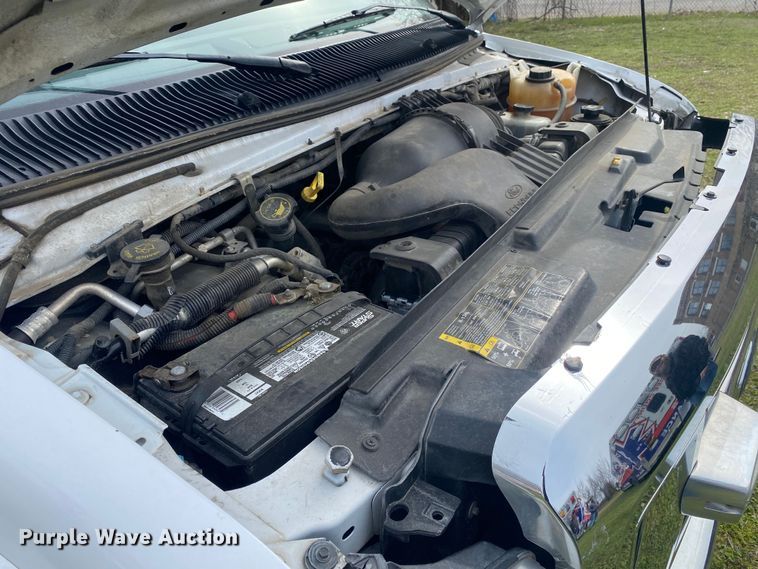 image for item DL7117 2017 Ford E450 Super Duty  ambulance