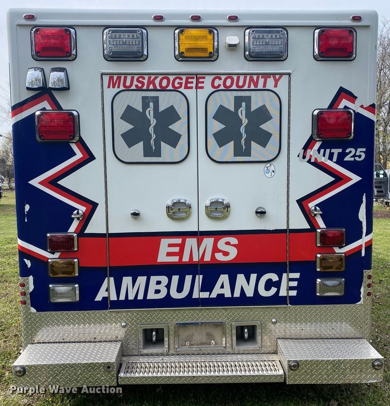 image for item DL7118 2017 Ford E450 Super Duty  ambulance