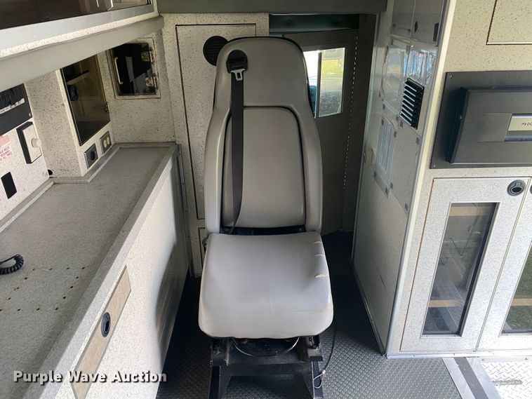 image for item DL7118 2017 Ford E450 Super Duty  ambulance
