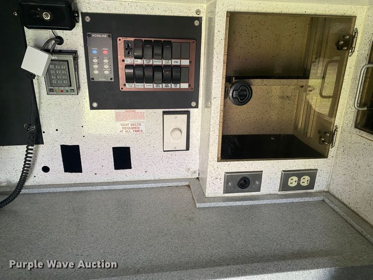 image for item DL7118 2017 Ford E450 Super Duty  ambulance