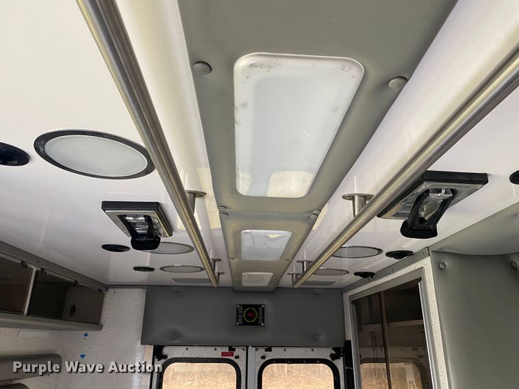 image for item DL7118 2017 Ford E450 Super Duty  ambulance