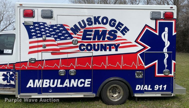 image for item DL7118 2017 Ford E450 Super Duty  ambulance
