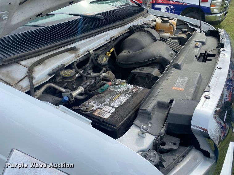 image for item DL7118 2017 Ford E450 Super Duty  ambulance