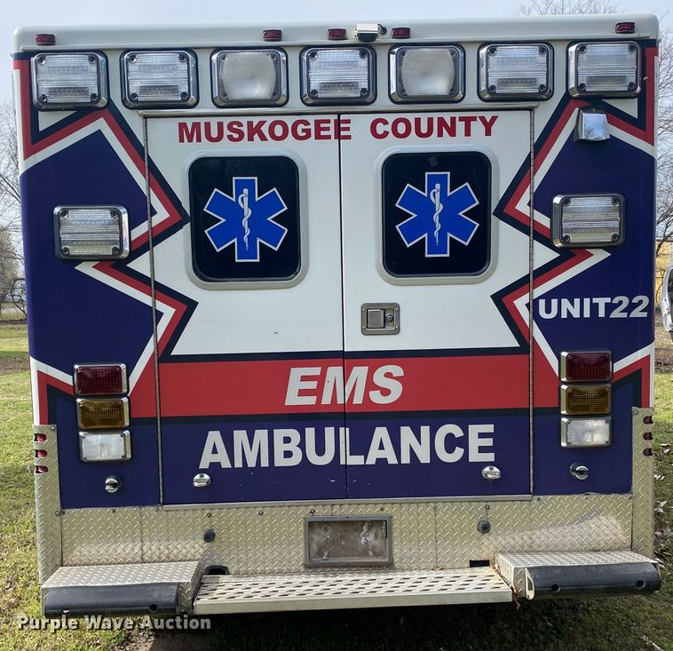 image for item DL7119 2015 Ford E450 Super Duty  ambulance