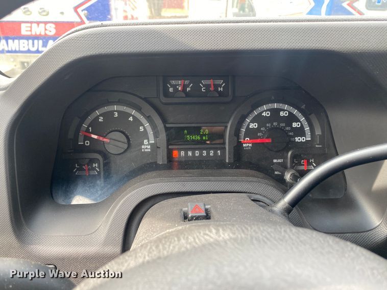 image for item DL7119 2015 Ford E450 Super Duty  ambulance