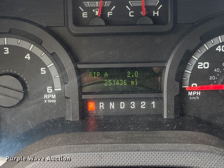 image for item DL7119 2015 Ford E450 Super Duty  ambulance