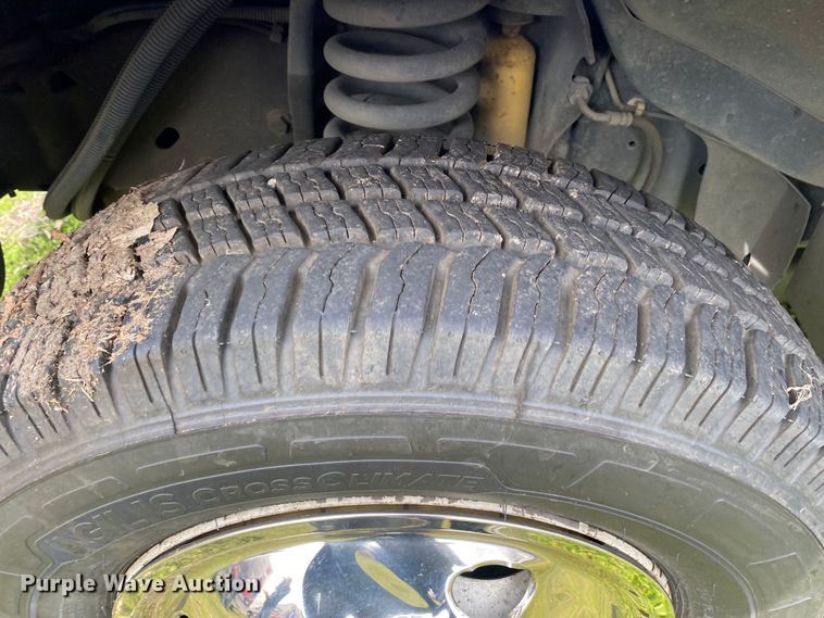 image for item DL7119 2015 Ford E450 Super Duty  ambulance