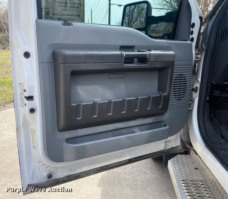 image for item DL7120 2012 Ford F450 Super Duty  ambulance