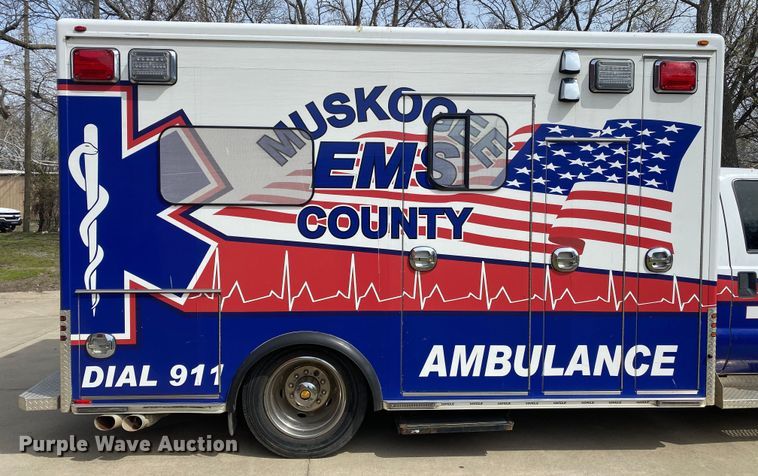 image for item DL7120 2012 Ford F450 Super Duty  ambulance