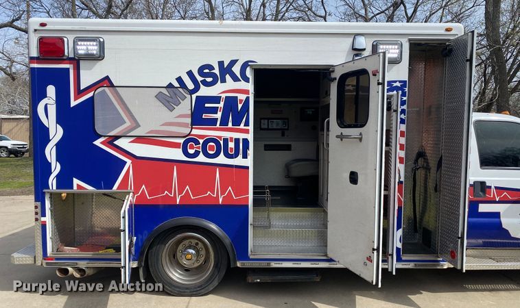 image for item DL7120 2012 Ford F450 Super Duty  ambulance