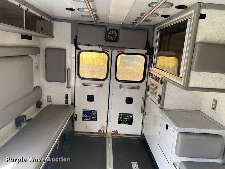 image for item DL7120 2012 Ford F450 Super Duty  ambulance