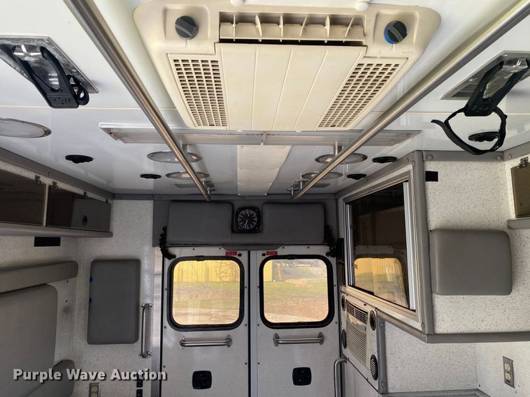 image for item DL7120 2012 Ford F450 Super Duty  ambulance