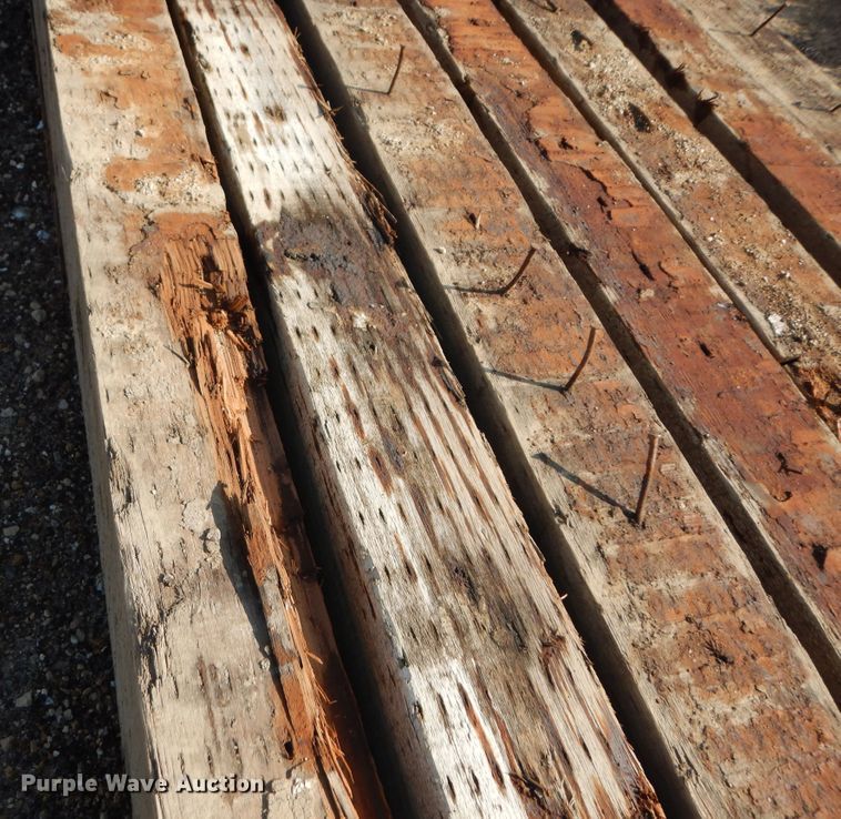 image for item DM3221 (7) bridge timbers
