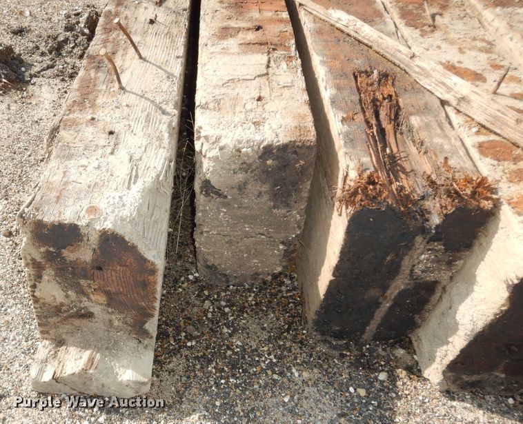 image for item DM3221 (7) bridge timbers
