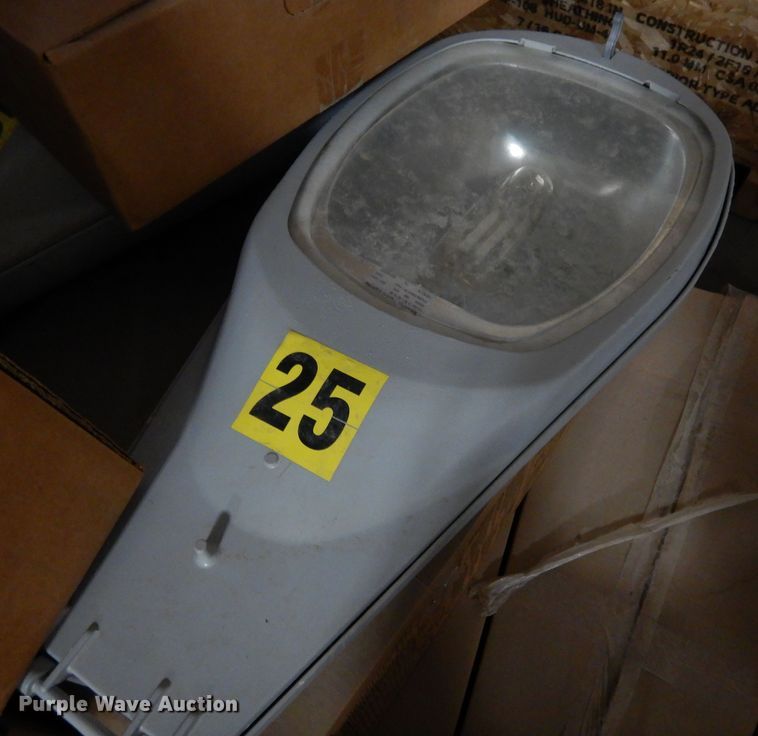 image for item DM5373 Street lights