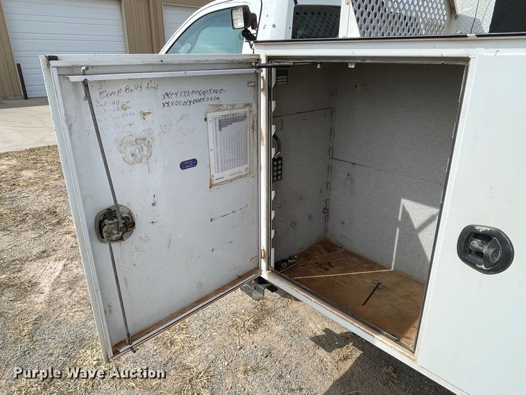 image for item DN4569 2012 Dodge Ram 5500HD  utility / service truck