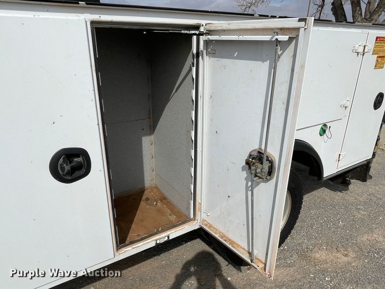 image for item DN4569 2012 Dodge Ram 5500HD  utility / service truck