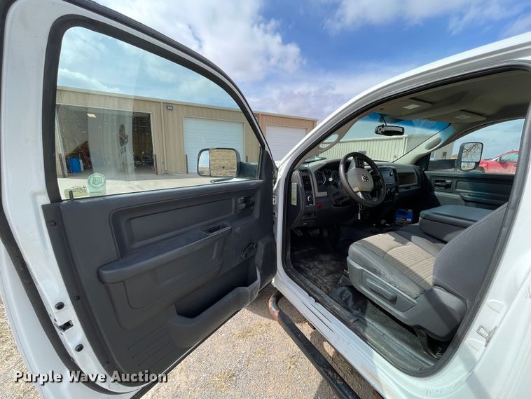 image for item DN4569 2012 Dodge Ram 5500HD  utility / service truck