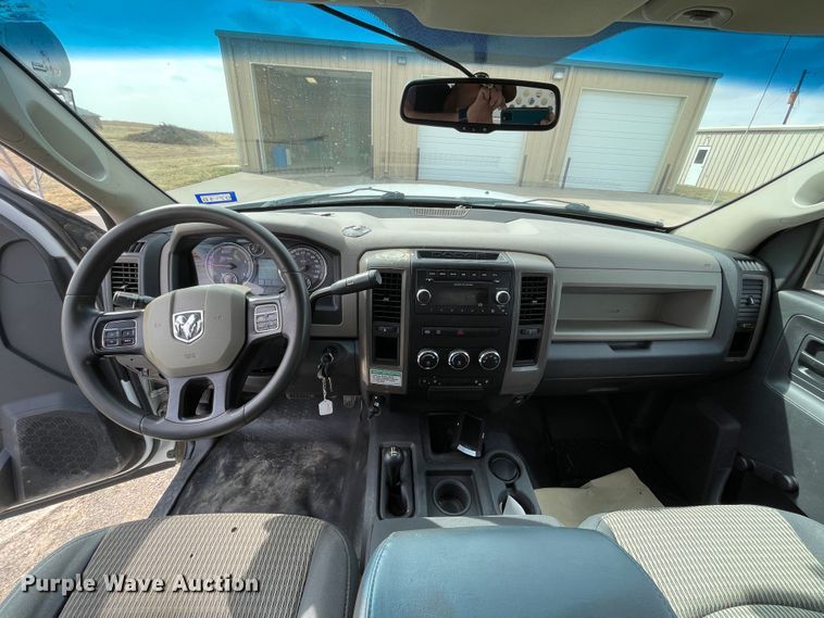 image for item DN4569 2012 Dodge Ram 5500HD  utility / service truck