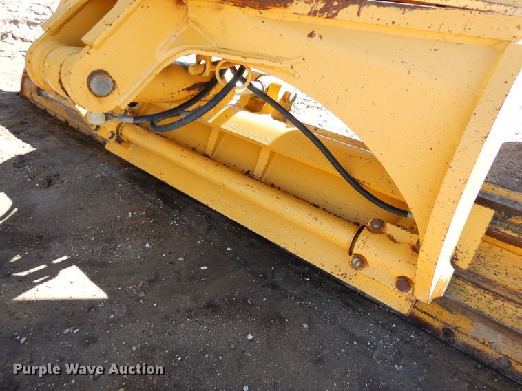 image for item DN6321 2001 John Deere 770CH  motor grader