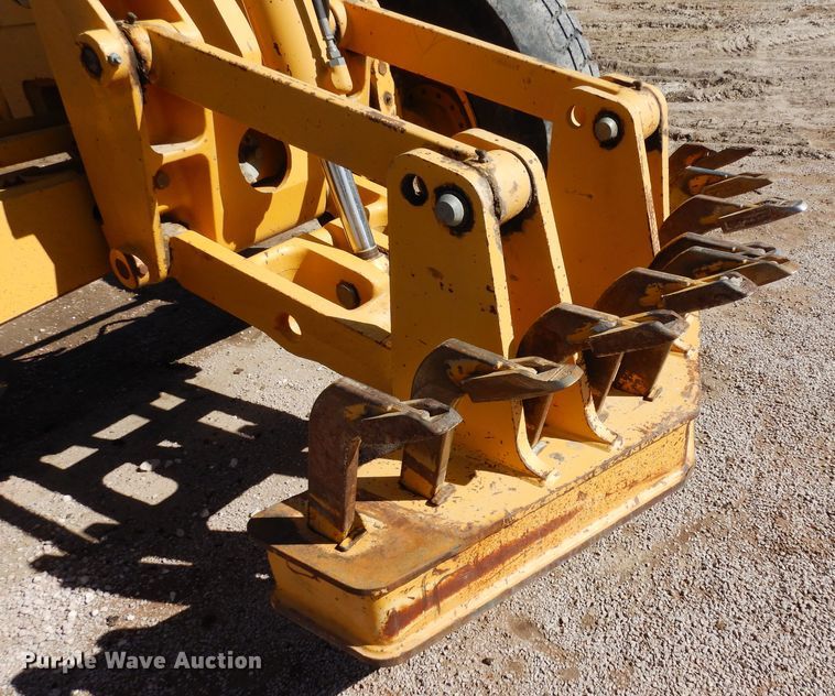 image for item DN6321 2001 John Deere 770CH  motor grader