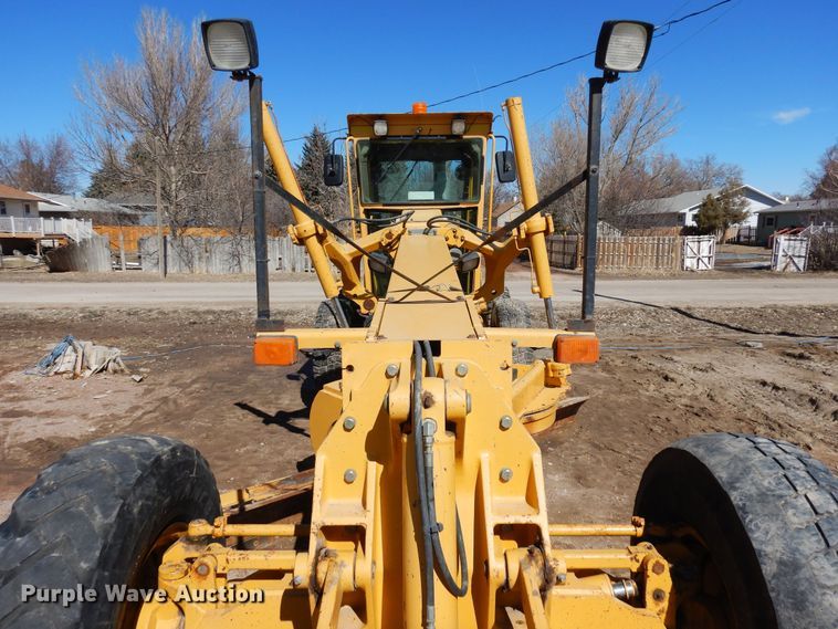 image for item DN6321 2001 John Deere 770CH  motor grader