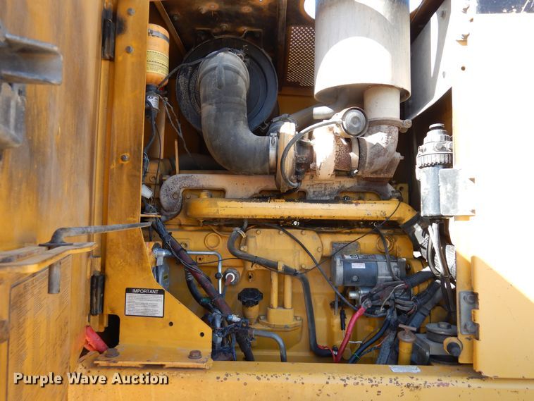 image for item DN6321 2001 John Deere 770CH  motor grader