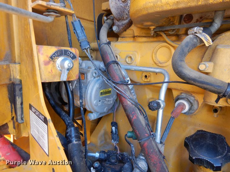 image for item DN6321 2001 John Deere 770CH  motor grader