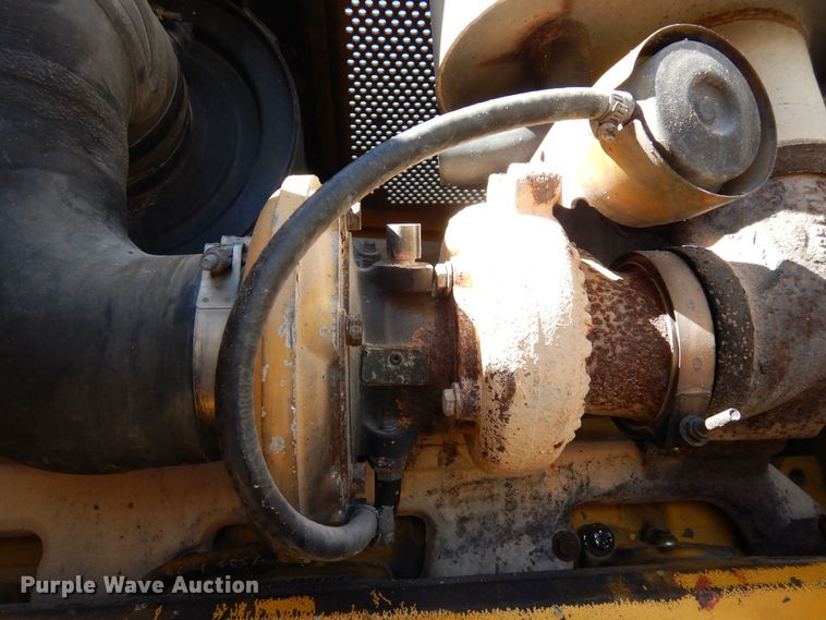 image for item DN6321 2001 John Deere 770CH  motor grader