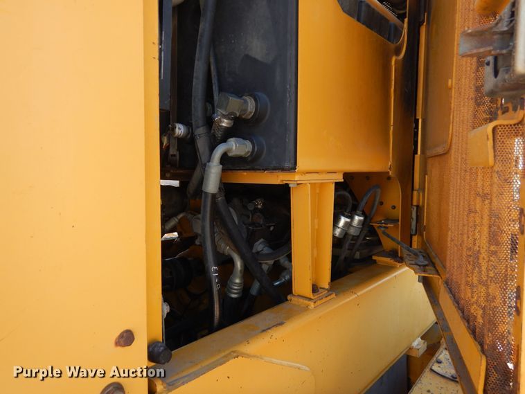 image for item DN6321 2001 John Deere 770CH  motor grader