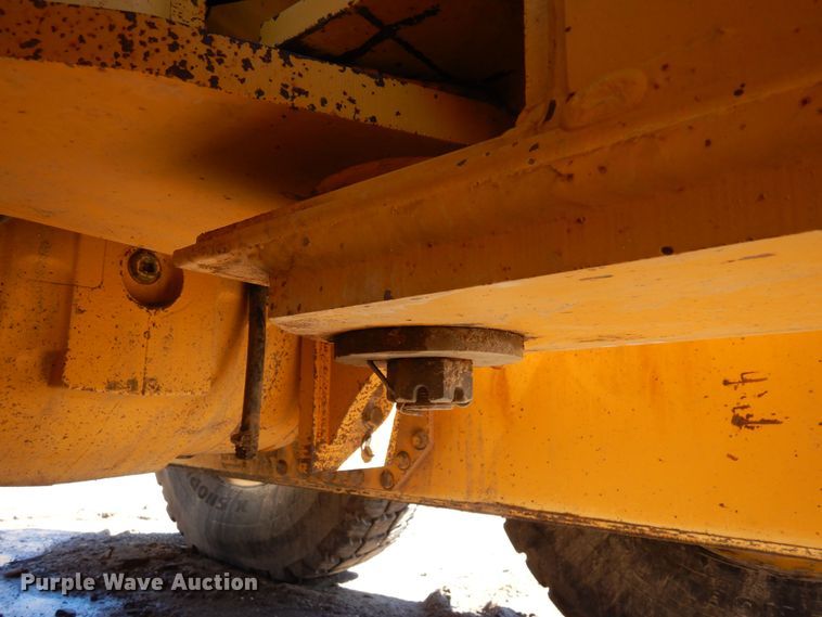 image for item DN6321 2001 John Deere 770CH  motor grader