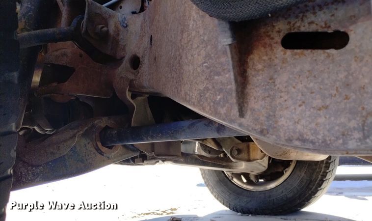 image for item DN6345 1999 GMC Suburban 1500  SUV