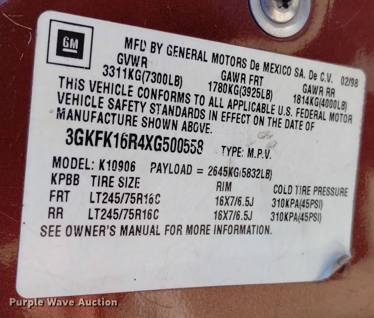 image for item DN6345 1999 GMC Suburban 1500  SUV