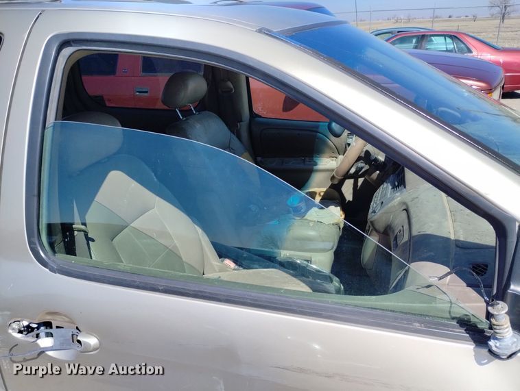 image for item DN6346 2002 Toyota Sienna XLE  van