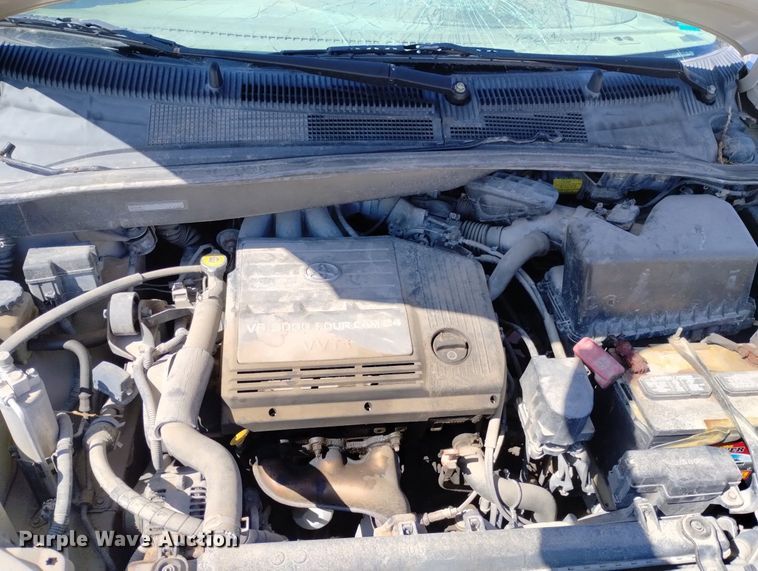 image for item DN6346 2002 Toyota Sienna XLE  van