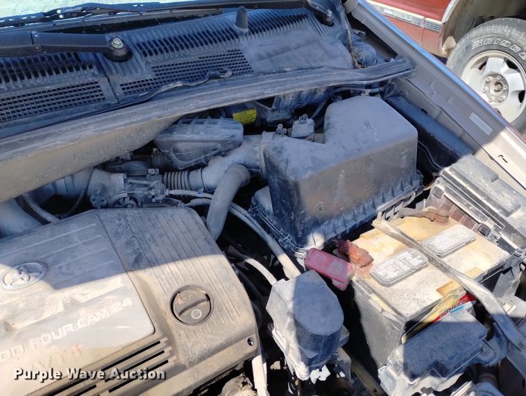 image for item DN6346 2002 Toyota Sienna XLE  van