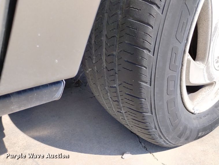 image for item DN6346 2002 Toyota Sienna XLE  van